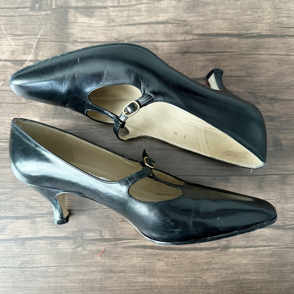 Etienne Aigner Retro Leather Black T-Strap Athena Heels Women's Size 7M - Picture 9 of 10